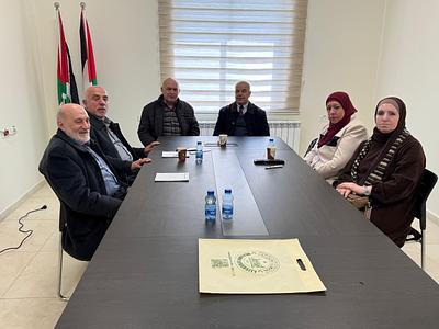 نقدم العديد من الخدمات والنشاطات منها